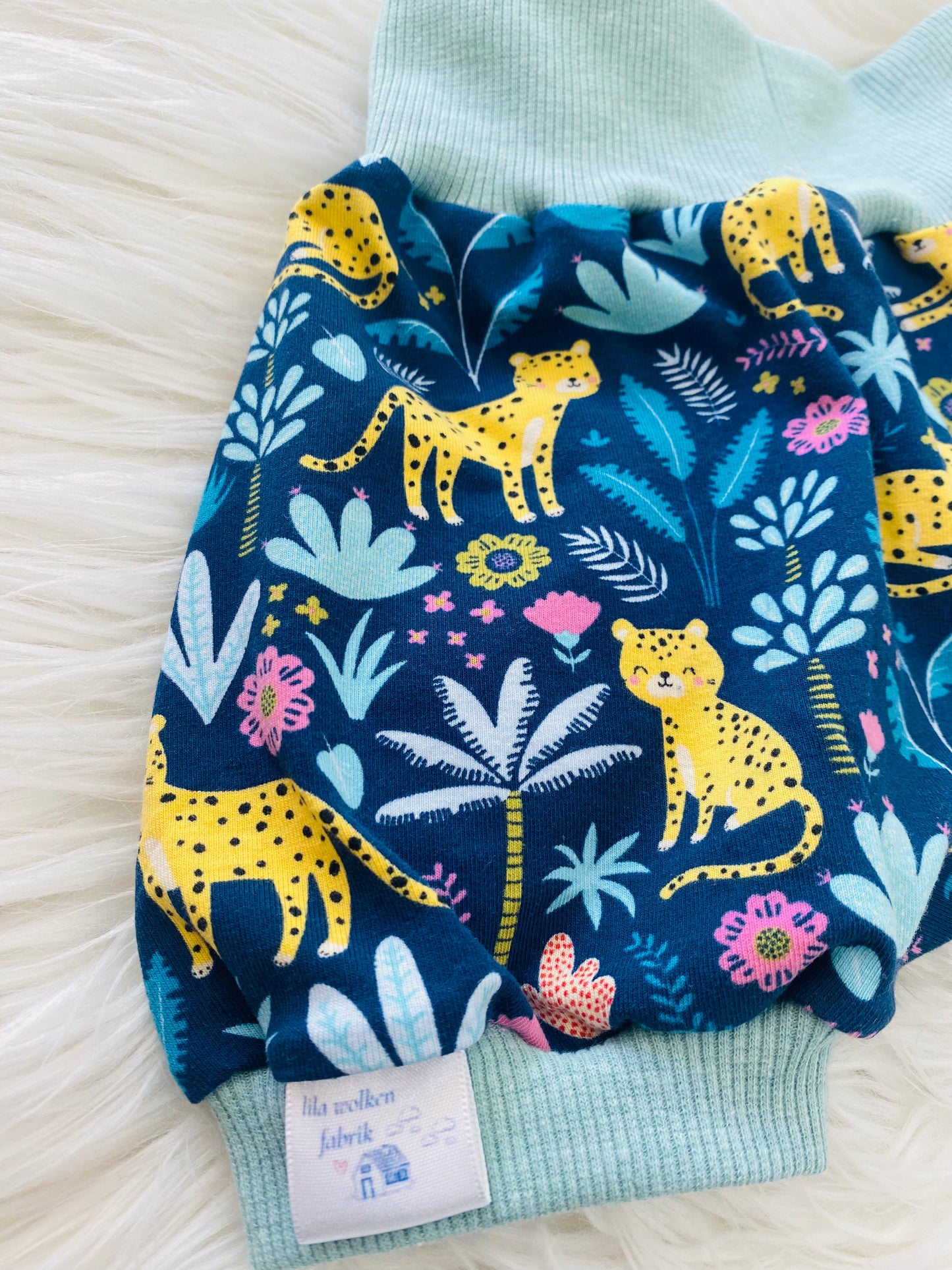Kurze Pumphose Leopard
