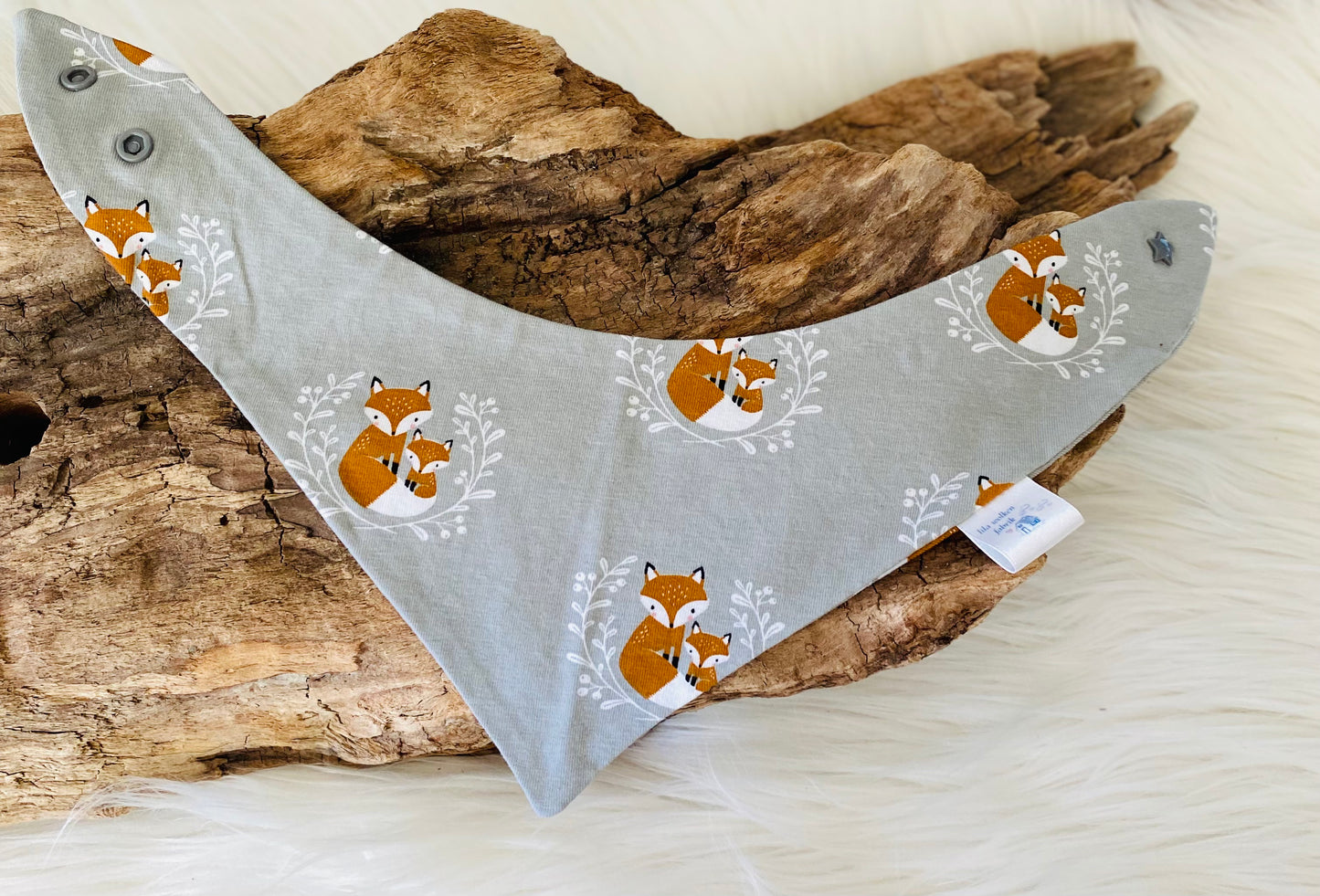 Halstuch kleine Fuchsfamilie