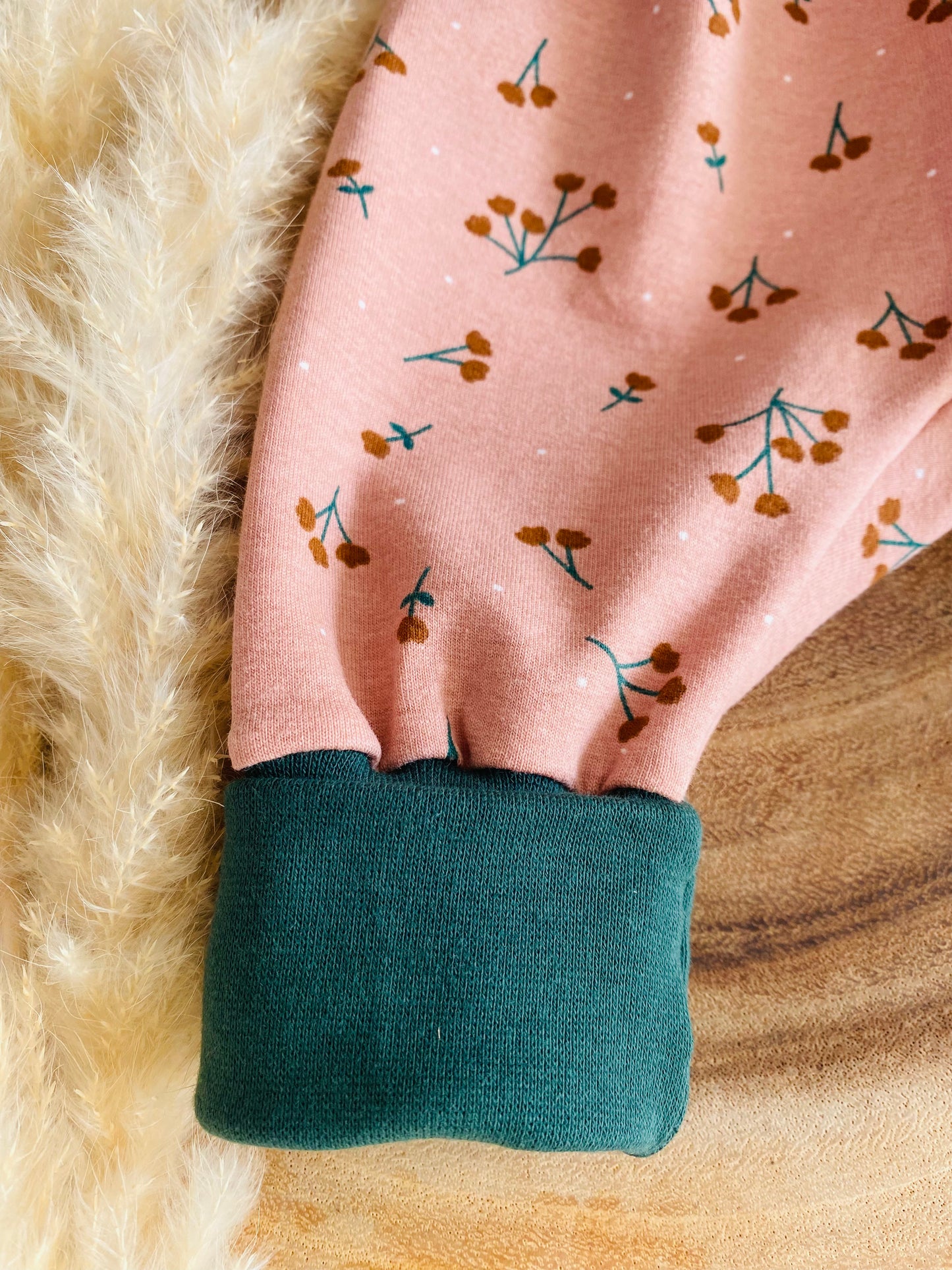 Lange Pumphose rosa Blumen