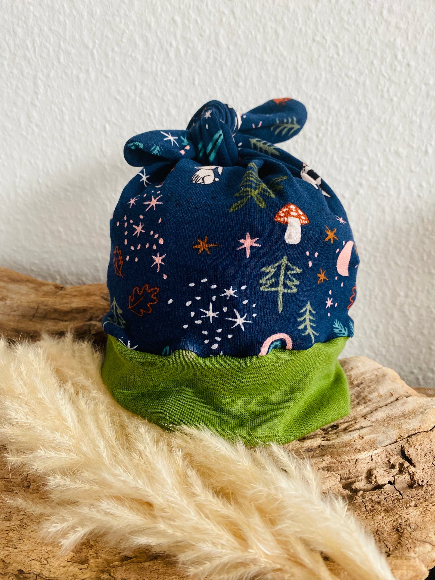 Mütze Waldgeschehen