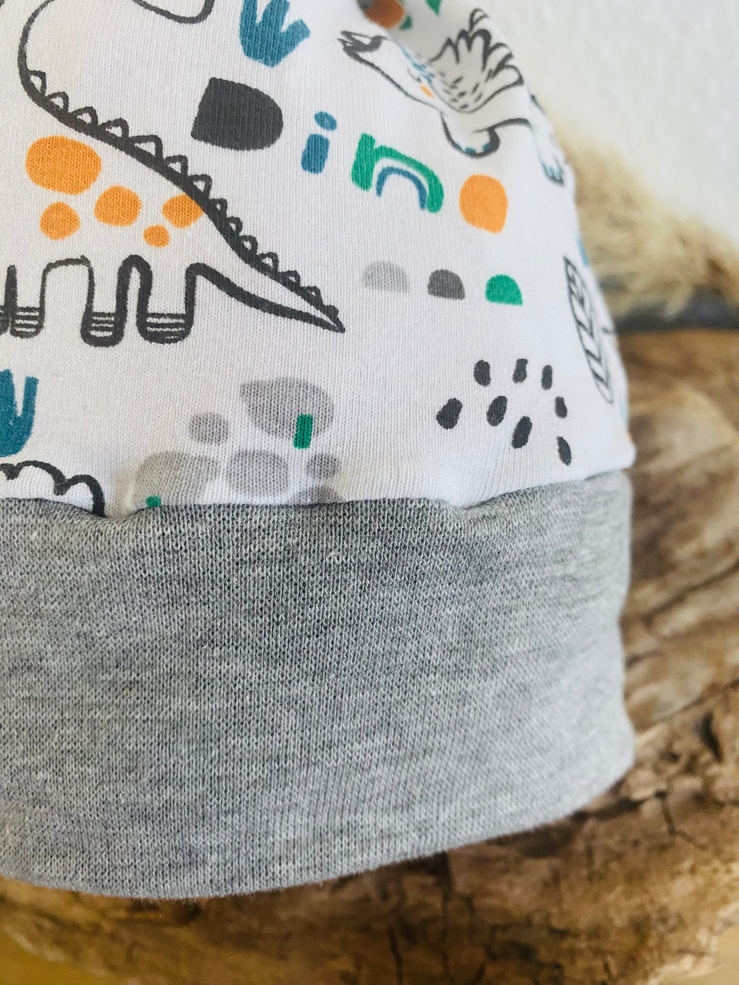 Mütze kleiner Dino