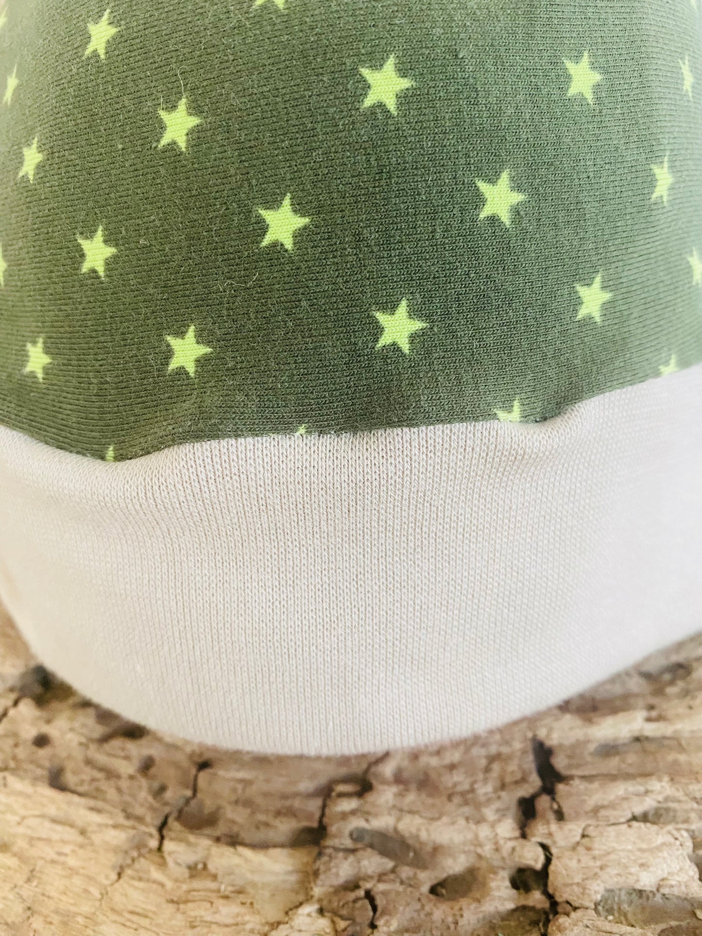 Mütze grünes Sternchen